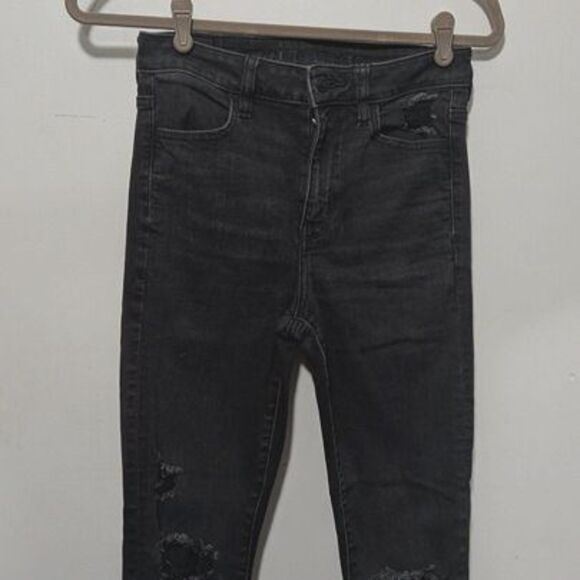 American Eagle By Payless Denim - American Eagle Outfitters Next Level Stretch Distressed Jeans sz. 4